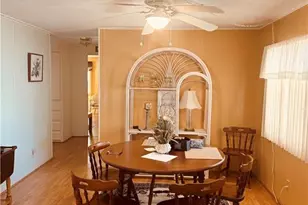 11 Poinsettia Dr, Fort Myers, FL 33905 - Photo 8