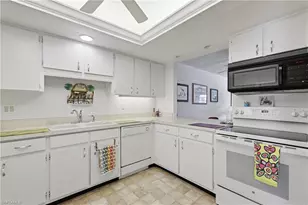 4005 SE 19th Pl, Cape Coral, FL 33904 - Photo 10