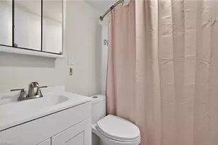 708 Victoria Dr, Cape Coral, FL 33904 - Photo 16