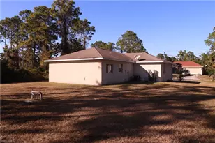 1066 Barnett St E, Lehigh Acres, FL 33974 - Photo 24
