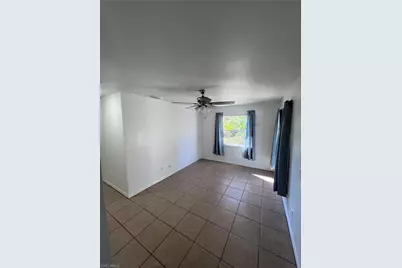 1066 Barnett St E, Lehigh Acres, FL 33974 - Photo 10