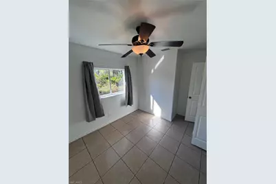 1066 Barnett St E, Lehigh Acres, FL 33974 - Photo 18