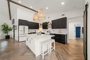 8300 Glenfinnan Cir, Fort Myers, FL 33912 - Photo 22