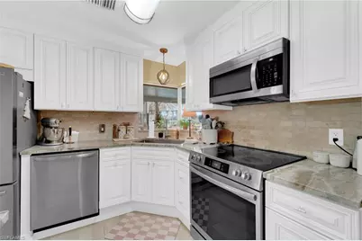 14526 Riverside Dr, Fort Myers, FL 33905 - Photo 18