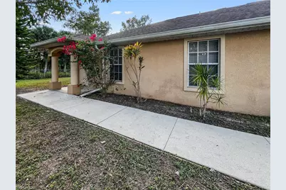 13437 1st St, Fort Myers, FL 33905 - Photo 4