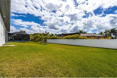 2720 Beach Pkwy W, Cape Coral, FL 33914 - Photo 38