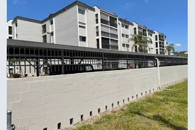 2121 Collier Ave #513, Fort Myers, FL 33901 - Photo 4