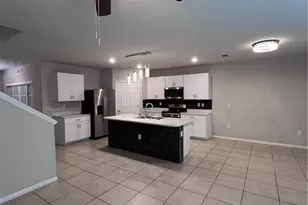 10601 Crossback Ln, Lehigh Acres, FL 33936 - Photo 6