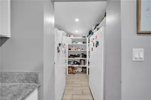 102 Crescent Lake Dr, North Fort Myers, FL 33917 - Photo 16