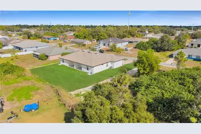 328 Gordon Ave S #2, Lehigh Acres, FL 33973 - Photo 32