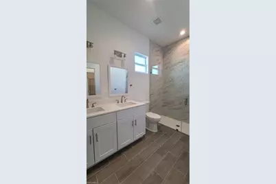 412 SW 28th Ave, Cape Coral, FL 33991 - Photo 18