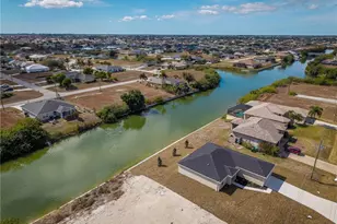 536 NW 20th St, Cape Coral, FL 33993 - Photo 40