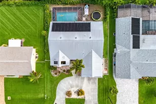 3819 SE 18th Pl, Cape Coral, FL 33904 - Photo 2