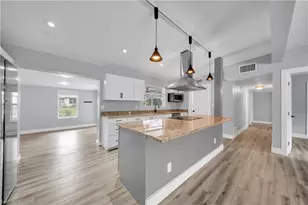 14819 Randolph Ct, Fort Myers, FL 33905 - Photo 6