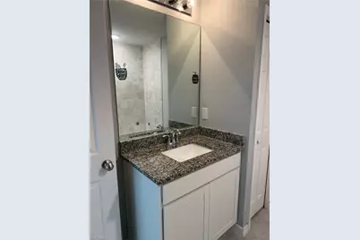 910 NW 8th Ter, Cape Coral, FL 33993 - Photo 16