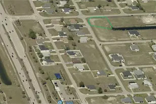1327 NE 17th Ave, Cape Coral, FL 33909 - Photo 4