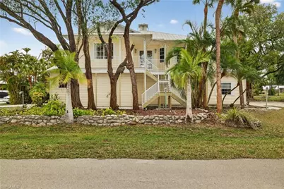 14941 Center St, Fort Myers, FL 33905 - Photo 2