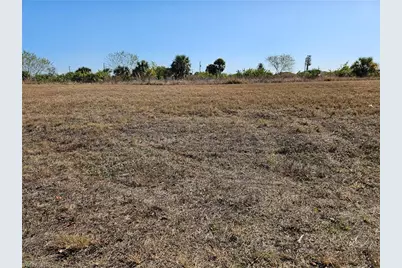 2621 NE 19th Ave, Cape Coral, FL 33909 - Photo 6