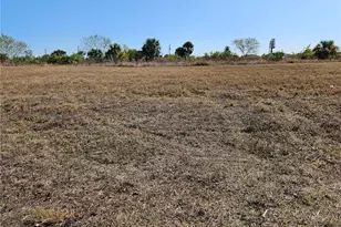 2621 NE 19th Ave, Cape Coral, FL 33909 - Photo 6