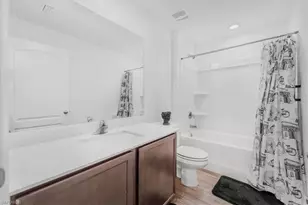 828 Youngreen Dr, Fort Myers, FL 33913 - Photo 26