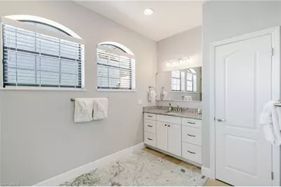 2003 NE 10th Pl, Cape Coral, FL 33909 - Photo 26