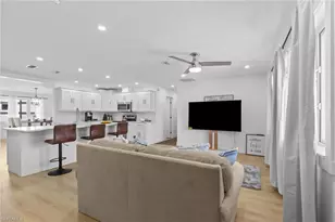 27670 Garrett St, Bonita Springs, FL 34135 - Photo 4