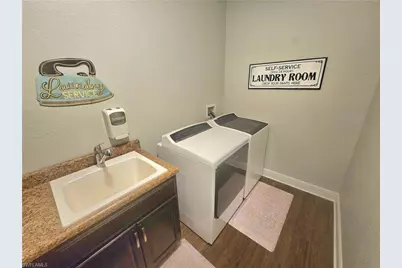 1919 SW 26th Ter, Cape Coral, FL 33914 - Photo 32