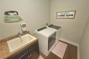 1919 SW 26th Terrace, Cape Coral, FL 33914 - Photo 32