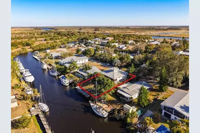 1071 Schooner Ln, Moore Haven, FL 33471 - Photo 2