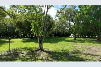 10655 Vanceboro Ct, Lehigh Acres, FL 33936 - Photo 42