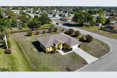 200 Danby Rd, Lehigh Acres, FL 33936 - Photo 28