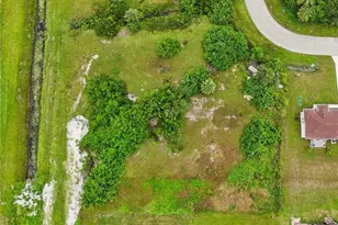 372 Pinafore Ave, Lehigh Acres, FL 33974 - Photo 10