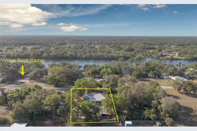 21531 Pearl St, Alva, FL 33920 - Photo 2