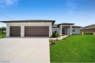 1306 NE 9th Ave, Cape Coral, FL 33909 - Photo 2