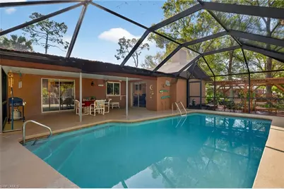 17411 Williamsburg Dr, North Fort Myers, FL 33917 - Photo 2