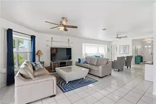 4433 SE 8th Pl, Cape Coral, FL 33904 - Photo 4