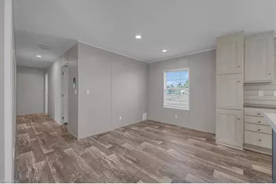 864 Yacht Club Way NW, Moore Haven, FL 33471 - Photo 12