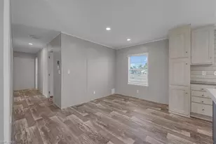 864 Yacht Club Way NW, Moore Haven, FL 33471 - Photo 12