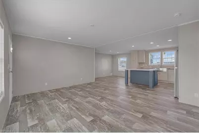 864 Yacht Club Way NW, Moore Haven, FL 33471 - Photo 10