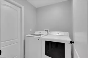 1105 Milwaukee Blvd, Lehigh Acres, FL 33974 - Photo 26