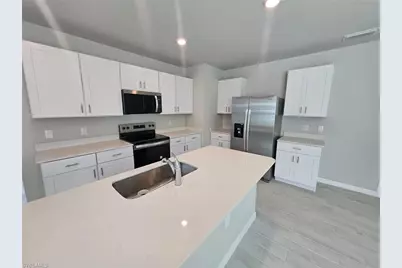 11162 Sunset Preserve Dr, Fort Myers, FL 33905 - Photo 4