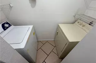 2855 Winkler Ave, Fort Myers, FL 33916 - Photo 16