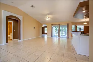 906 SW 9th Ct, Cape Coral, FL 33991 - Photo 6