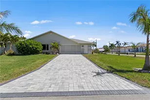 2317 SW 44th Terrace, Cape Coral, FL 33914 - Photo 2