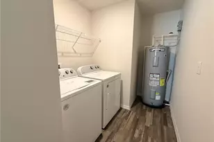 324 NW 3rd Ln, Cape Coral, FL 33993 - Photo 16