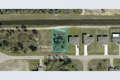 925 Gleason St, Lehigh Acres, FL 33974 - Photo 1