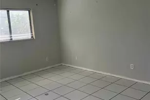 2401 SW 2nd Pl, Cape Coral, FL 33914 - Photo 10