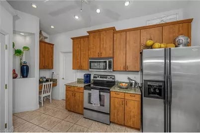 3229 SE 1st Ct, Cape Coral, FL 33904 - Photo 16