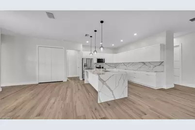 1726 SW 36th Ter, Cape Coral, FL 33914 - Photo 6