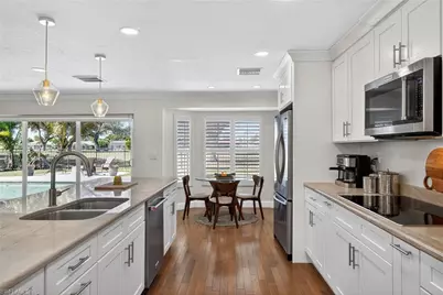 5336 Chippendale Cir W, Fort Myers, FL 33919 - Photo 14